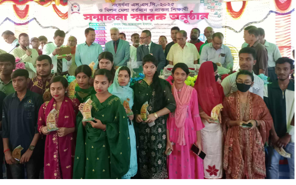বাবা মায়ের পরের স্থানে শিক্ষকরা –জেলা প্রশাসক আজহারুল ইসলাম