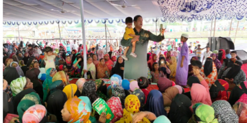 রূপগঞ্জে তারেক রহমানের ৩১ দফা বাস্তবায়নের লক্ষ্যে নারীদের নিয়ে উঠান বৈঠক ‎