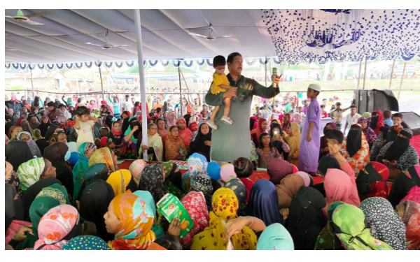 রূপগঞ্জে তারেক রহমানের ৩১ দফা বাস্তবায়নের লক্ষ্যে নারীদের নিয়ে উঠান বৈঠক ‎