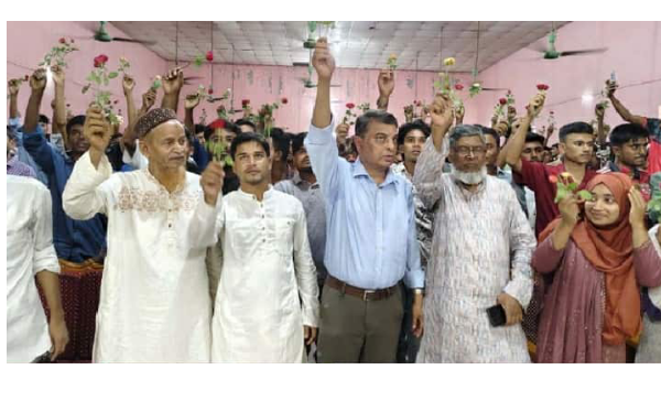 হাতীবান্ধায় বৈষম্যবিরোধী আন্দোলনের শিক্ষার্থী ছাত্রদলে যোগদান