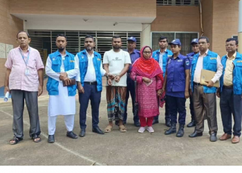 বেনাপোল কাস্টমসে আলোচিত রাজস্ব কর্মকর্তা শামীমা আক্তার দুদকের হাতে আটক