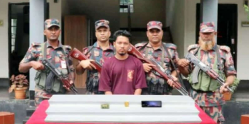 যশোরে স্বর্ণের বারসহ একজন আটক