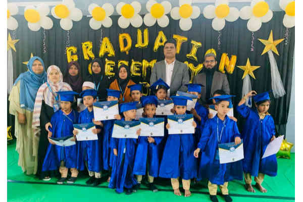 সোনারগাঁয়ে বাসমাহ স্কুল এন্ড কালচারাল সেন্টারে বর্ণাঢ্য গ্র্যাজুয়েশন প্রোগ্রাম