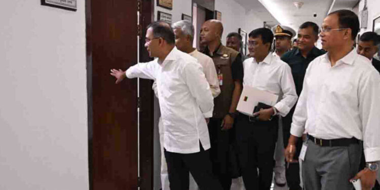 বিভিন্ন মন্ত্রণালয়ে পরিদর্শন প্রধানমন্ত্রীর